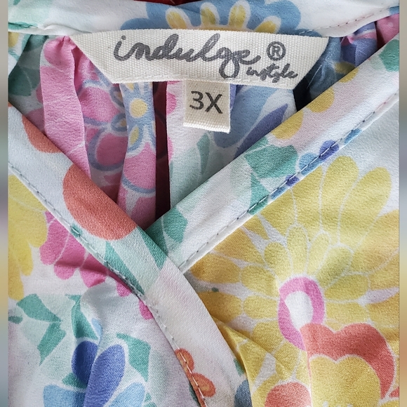 NWOT Cold shoulder faux tie shirt size 3xl - Picture 3 of 3